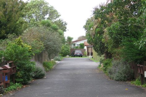 Photo of property in 1/31 Ti Nana Crescent, Henderson, Auckland, 0610