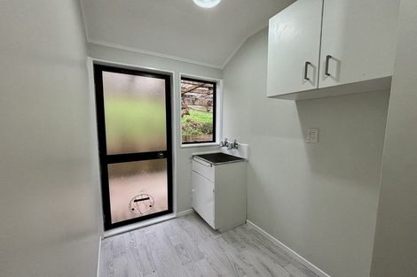 Photo of property in 22 Albatross Close, Whitby, Porirua, 5024