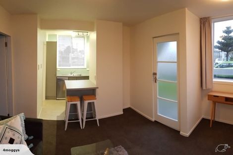 Photo of property in 9/76 Freyberg Street, Lyall Bay, Wellington, 6022