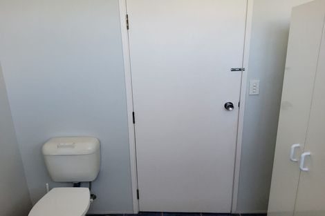 Photo of property in Grandstand Apartments, 37/80 Kent Terrace, Mount Victoria, Wellington, 6011