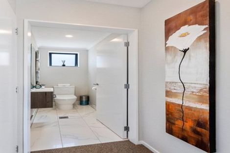 Photo of property in 27 Tahuhu Road, Mount Wellington, Auckland, 1062