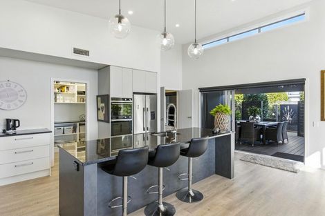 Photo of property in 22 Taranui Way, Paraparaumu Beach, Paraparaumu, 5032