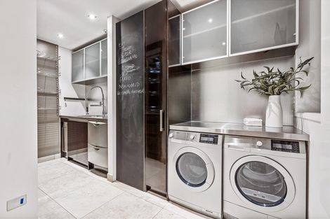 Photo of property in Shangri La Apartments, 13/97 Jervois Road, Herne Bay, Auckland, 1011