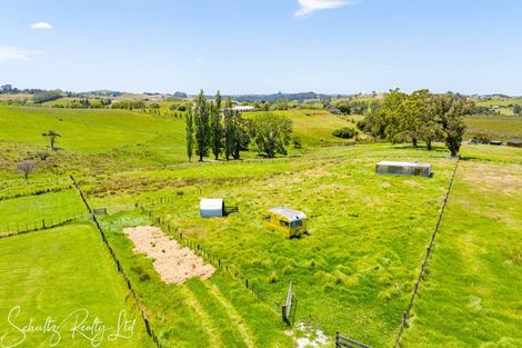 Photo of property in 35 Minnie Casey Rise, Matakohe, 0593