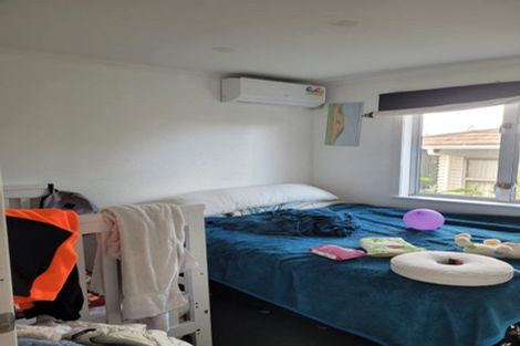 Photo of property in 76 Willerton Avenue, New Lynn, Auckland, 0600