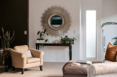 Photo of property in 241 Oceanbeach Road, Mount Maunganui, 3116