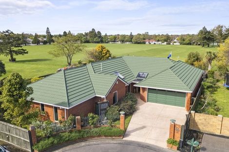 Photo of property in 36 Farnswood Place, Redwood, Christchurch, 8051