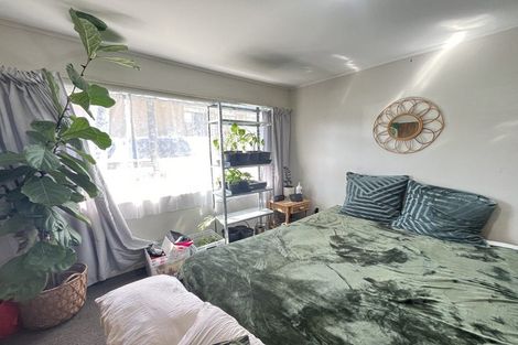 Photo of property in 2/33 Gills Avenue, Papakura, 2110