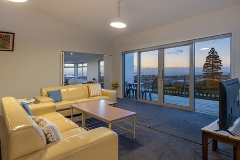 Photo of property in 21 Highview Drive, Wakatu, Nelson, 7011