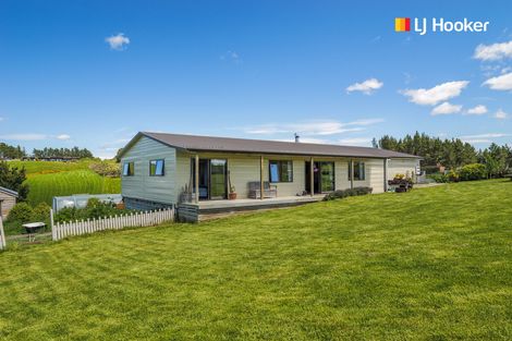 Photo of property in 163 Akatore Road, Taieri Beach, Brighton, 9091
