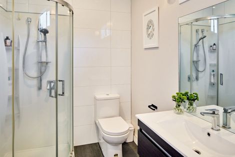 Photo of property in 39 Kiwi Street, Alicetown, Lower Hutt, 5010