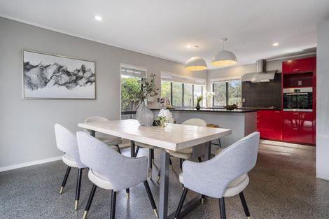 Photo of property in 37 Rochester Crescent, Somerville, Auckland, 2014