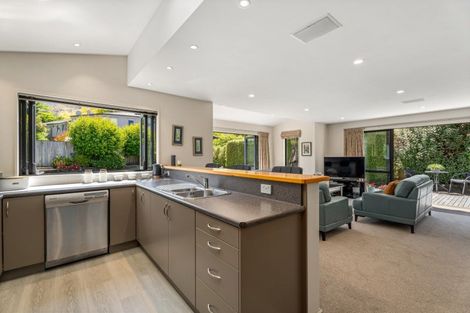 Photo of property in 10 Premier Place, Arrowtown, 9302