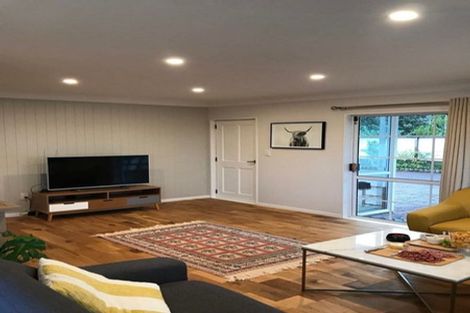 Photo of property in 1/1 Clearwater Cove, West Harbour, Auckland, 0618
