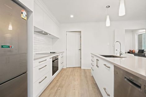 Photo of property in 11 Bob Carter Place, Welcome Bay, Tauranga, 3175