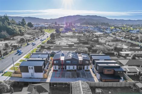 Photo of property in 5/27 Main Road, Wainuiomata, Lower Hutt, 5014