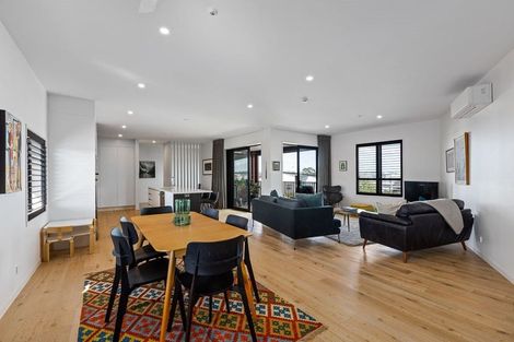 Photo of property in 3/85 Bomb Point Drive, Hobsonville, Auckland, 0616