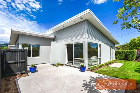 Photo of property in 86 Somerfield Street, Somerfield, Christchurch, 8024