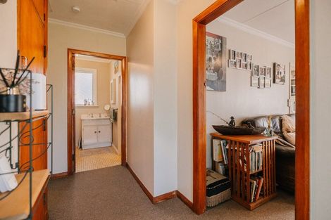 Photo of property in 24 Grey Street, Shannon, 4821