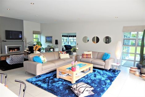 Photo of property in 1 Kotare Heights, Kerikeri, 0230