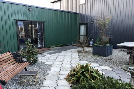 Photo of property in 14 Golden Road, Springvale, Alexandra, 9393