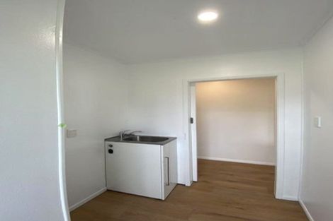 Photo of property in 3/8 West Street, Papakura, 2110