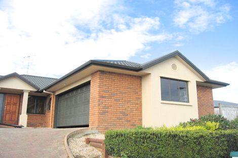 Photo of property in 32 Pointon Glade, Grandview Heights, Hamilton, 3200