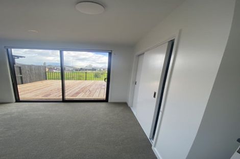Photo of property in 11 Oioi Lane, Poike, Tauranga, 3112