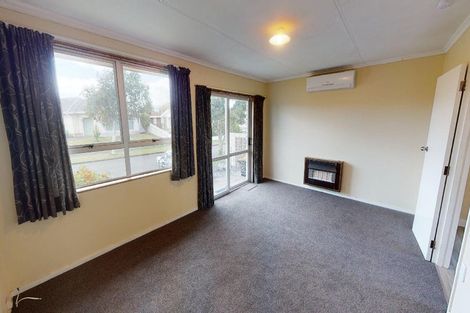 Photo of property in 42 Terry Crescent, Milson, Palmerston North, 4414
