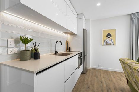 Photo of property in 10 Newton Street, Fitzroy, New Plymouth, 4312