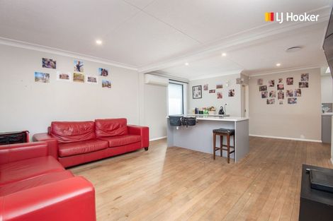 Photo of property in 35 Cockerell Street, Brockville, Dunedin, 9011