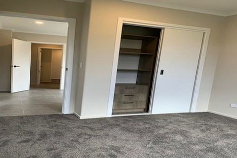 Photo of property in 26 Ballyalton Crescent, Flat Bush, 2019