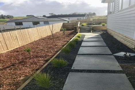 Photo of property in 11 Franheim Crescent, Orewa, 0931