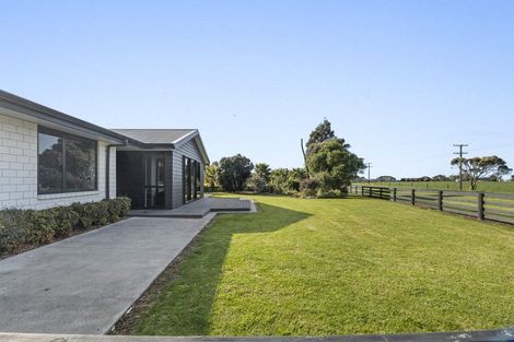 Photo of property in 81 Airport Drive, New Plymouth Airport, New Plymouth, 4373