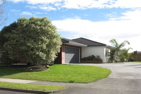 Photo of property in 5 Tolvah Place, Wattle Downs, Auckland, 2103