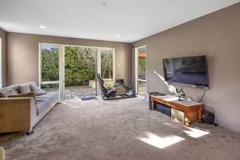 Photo of property in 4 Dunkeld Lane, Redcliffs, Christchurch, 8081