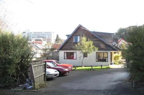Photo of property in 140 Harbour Terrace, North Dunedin, Dunedin, 9016