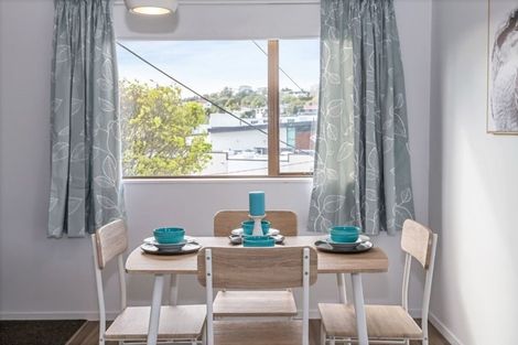 Photo of property in 6 Beverley Road, Stanmore Bay, Whangaparaoa, 0932