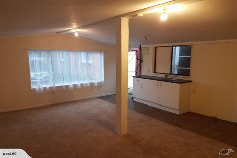 Photo of property in 25 Adams Road, Manurewa, Auckland, 2102