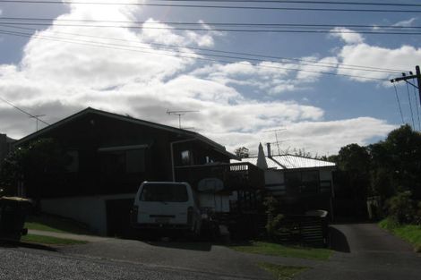 Photo of property in 1/122 Verran Road, Birkdale, Auckland, 0626