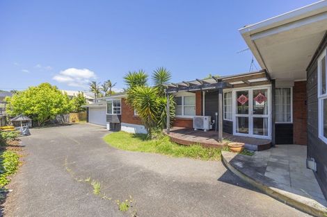 Photo of property in 54 Nile Road, Milford, Auckland, 0620