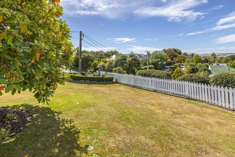 Photo of property in 18 Domain Road, Waipawa, 4210