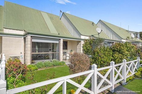 Photo of property in St Lukes Village, 196 Vigor Brown Street, Napier South, Napier, 4110