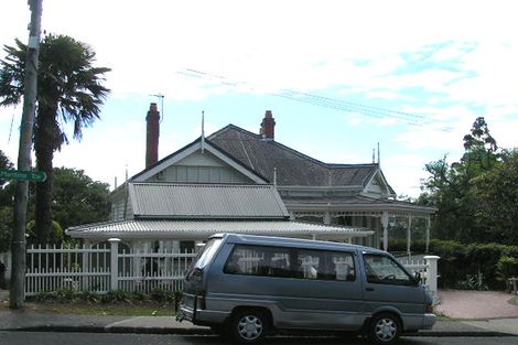 Photo of property in 3/20 Maritime Terrace, Birkenhead, Auckland, 0626