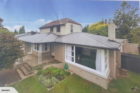 Photo of property in 6 Lynwood Place, Chedworth, Hamilton, 3210