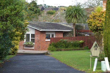Photo of property in 21 Kayeleen Place, Cockle Bay, Auckland, 2014