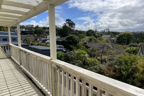 Photo of property in 2/28 Waiau Street, Torbay, Auckland, 0630