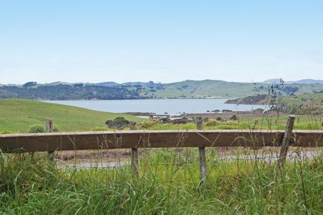 Photo of property in 319 Parekura Road, Kaiwaka, 0573
