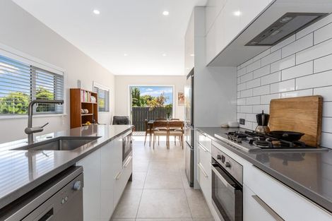 Photo of property in 341c Waiwhetu Road, Fairfield, Lower Hutt, 5011