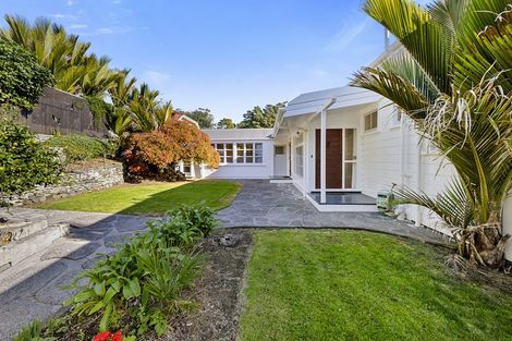 Photo of property in 103 Fulford Street, New Plymouth, 4310